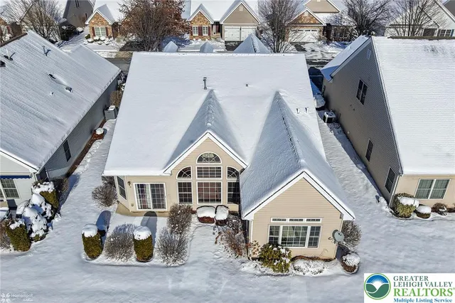 $490,000 | 13 Devonshire Drive, Easton, PA 18045