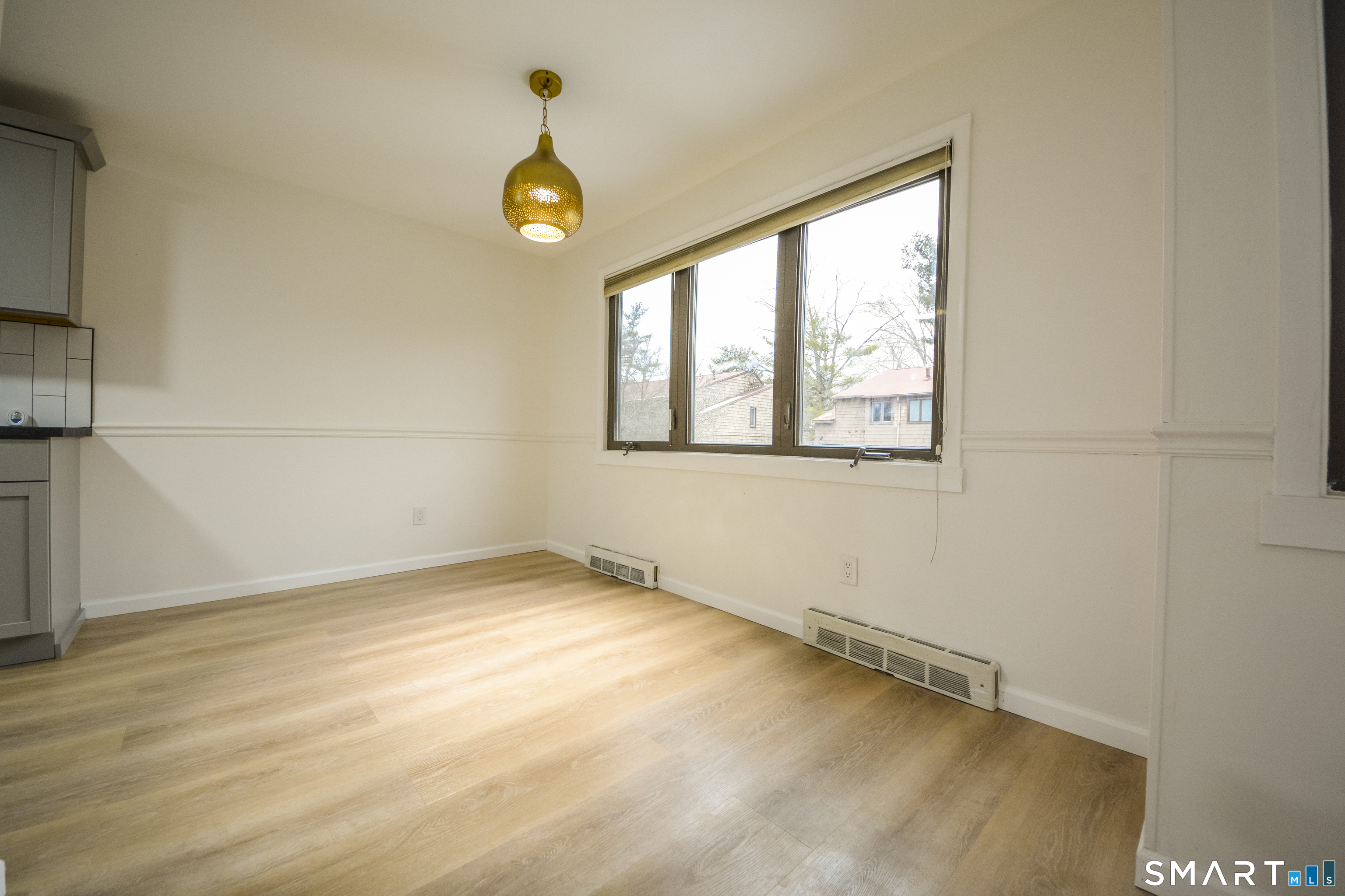 32 Towne House Road, Unit 32 Hamden, CT 06514 - Photo 8 of 35 an empty room with a window