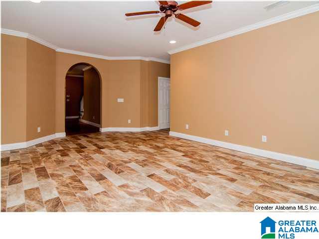 338 Creekside Lane Pelham, AL 35124 - Photo 3 of 32