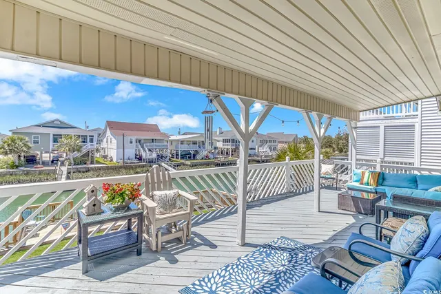 $724,900 | 329 59th Avenue North, North Myrtle Beach, SC 29582