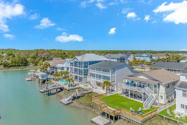 $724,900 | 329 59th Avenue North, North Myrtle Beach, SC 29582