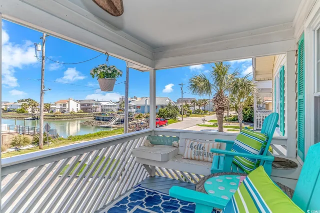 $724,900 | 329 59th Avenue North, North Myrtle Beach, SC 29582