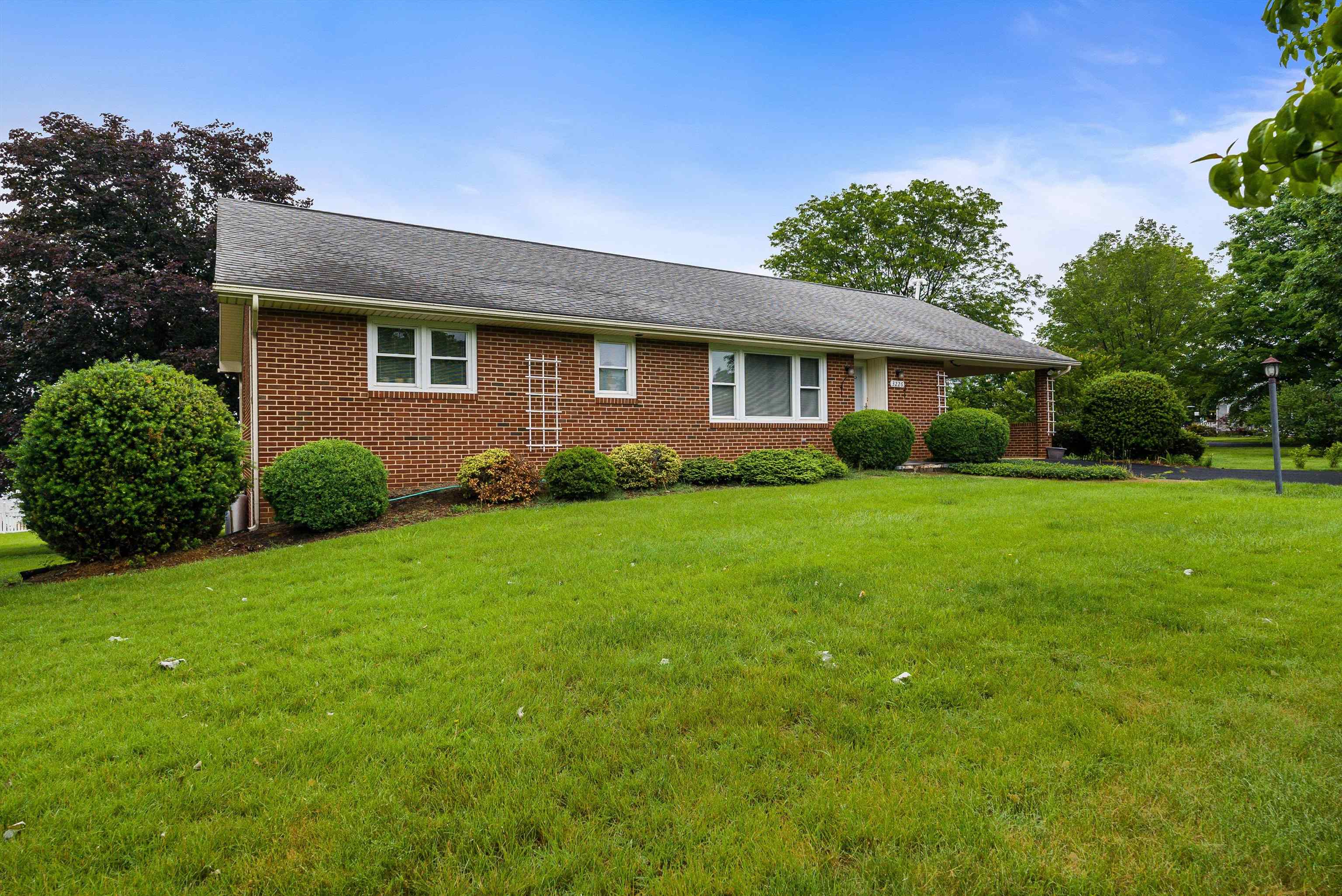 3226 Old Thirty-Three Road Harrisonburg, VA 22801 - Photo 3 of 47 Gallery Image 3