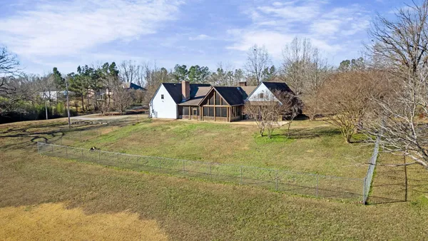 $819,900 | 3100 Highway 194, Rossville, TN 38066