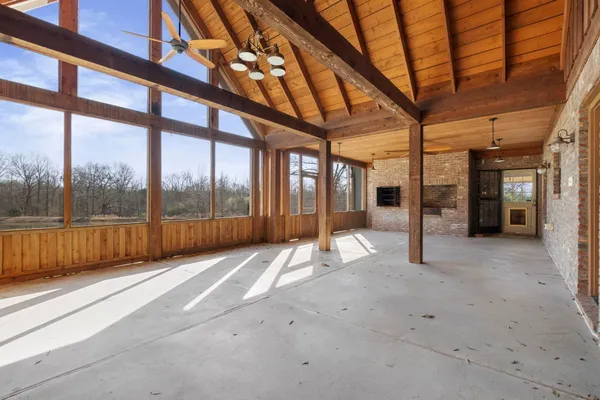 $820,000 | 3100 Highway 194, Rossville, TN 38066