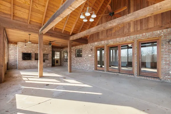 $820,000 | 3100 Highway 194, Rossville, TN 38066