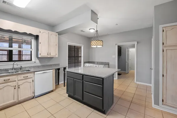 $820,000 | 3100 Highway 194, Rossville, TN 38066