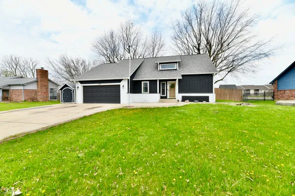 $340,000 | 1132 Madrid Road, Greenwood, IN 46143