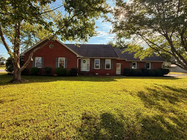 $409,500 | 4615 Airport Road, Springfield, TN 37172