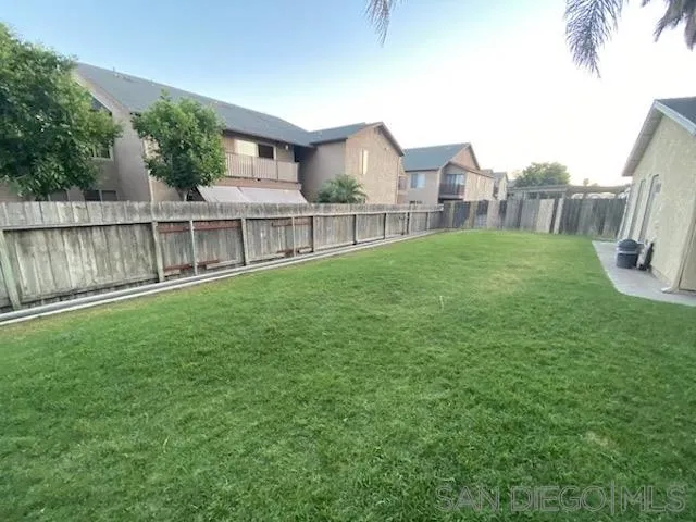 12805 Mapleview Street, Unit 2 Lakeside, CA 92040 - Photo 4 of 12 Gallery Image 4