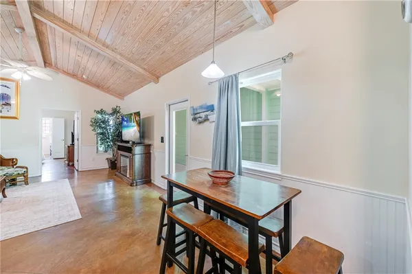 $349,000 | 2212 Highway 361, Unit 102, Port Aransas, TX 78373