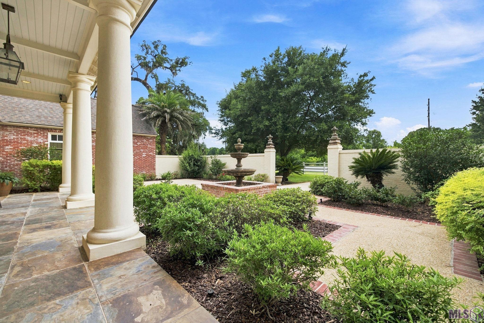 18764 Perkins Road Prairieville, LA 70769 - Photo 8 of 60 Gallery Image 8