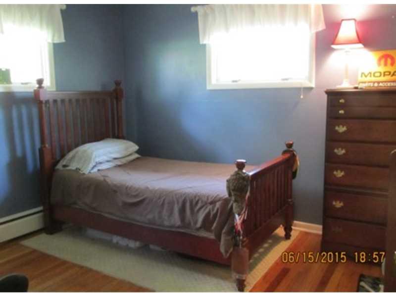 1106 Layton Road Anderson, IN 46011 - Photo 11 of 14 Gallery Image 11