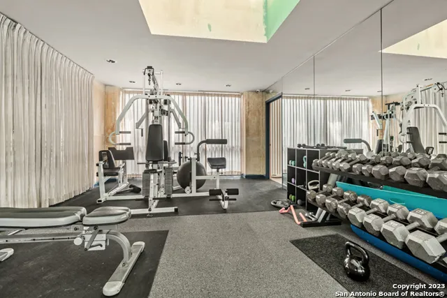 $1,700 | 7701 Wurzbach Road, Unit 2101, San Antonio, TX 78229