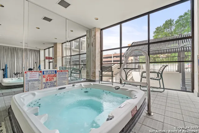 $1,700 | 7701 Wurzbach Road, Unit 2101, San Antonio, TX 78229