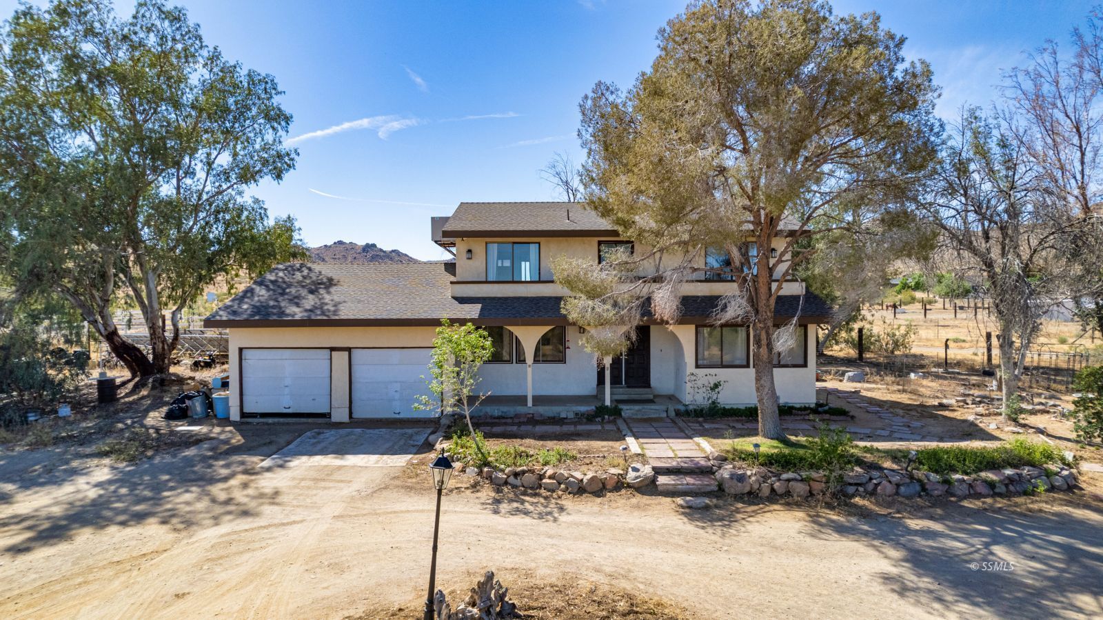 750 East Monte Vista Avenue Ridgecrest, CA 93555 - Photo 1 of 45
