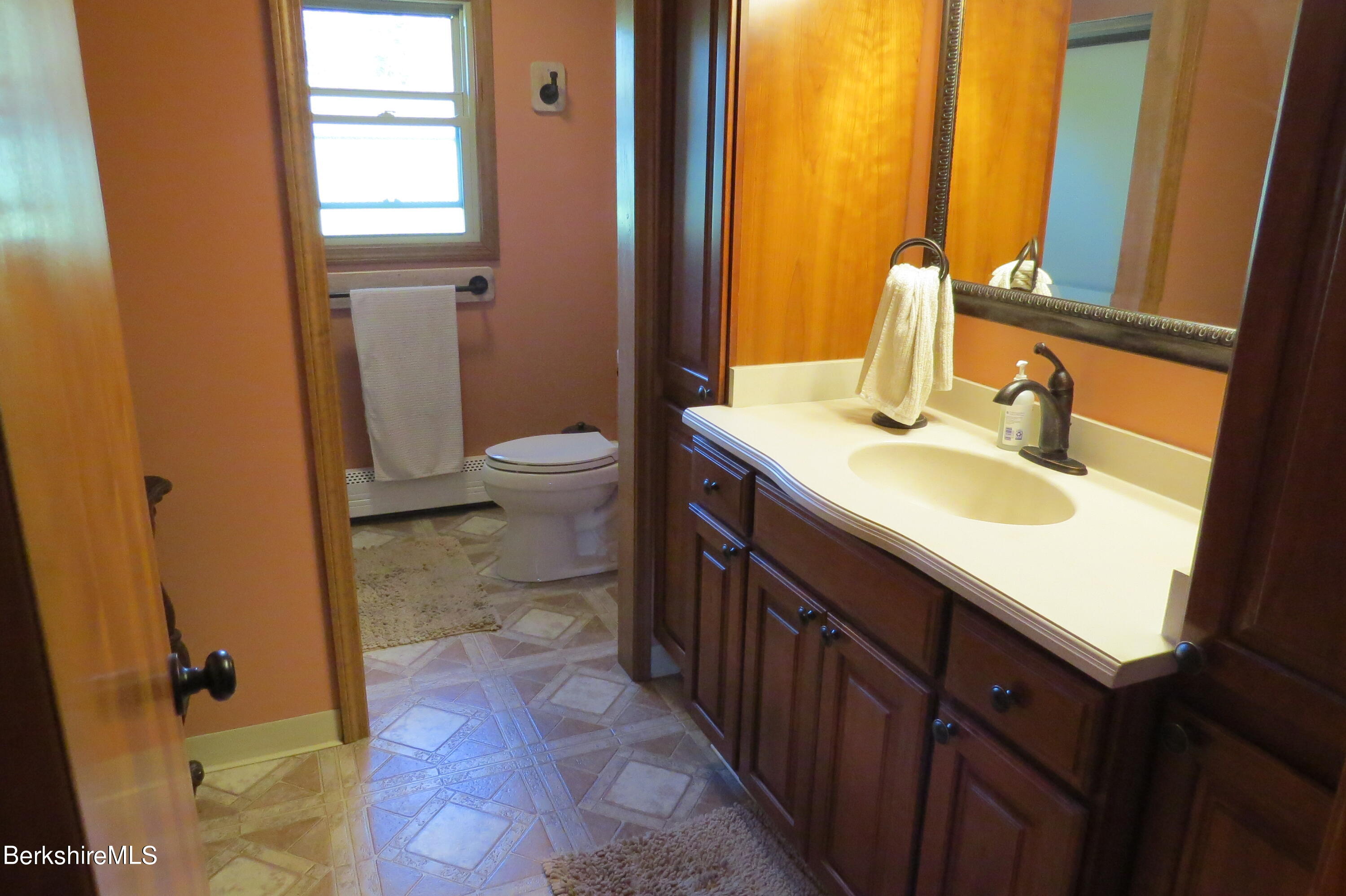 261 Middle Road Clarksburg, MA 01247 - Photo 28 of 62 Full bath