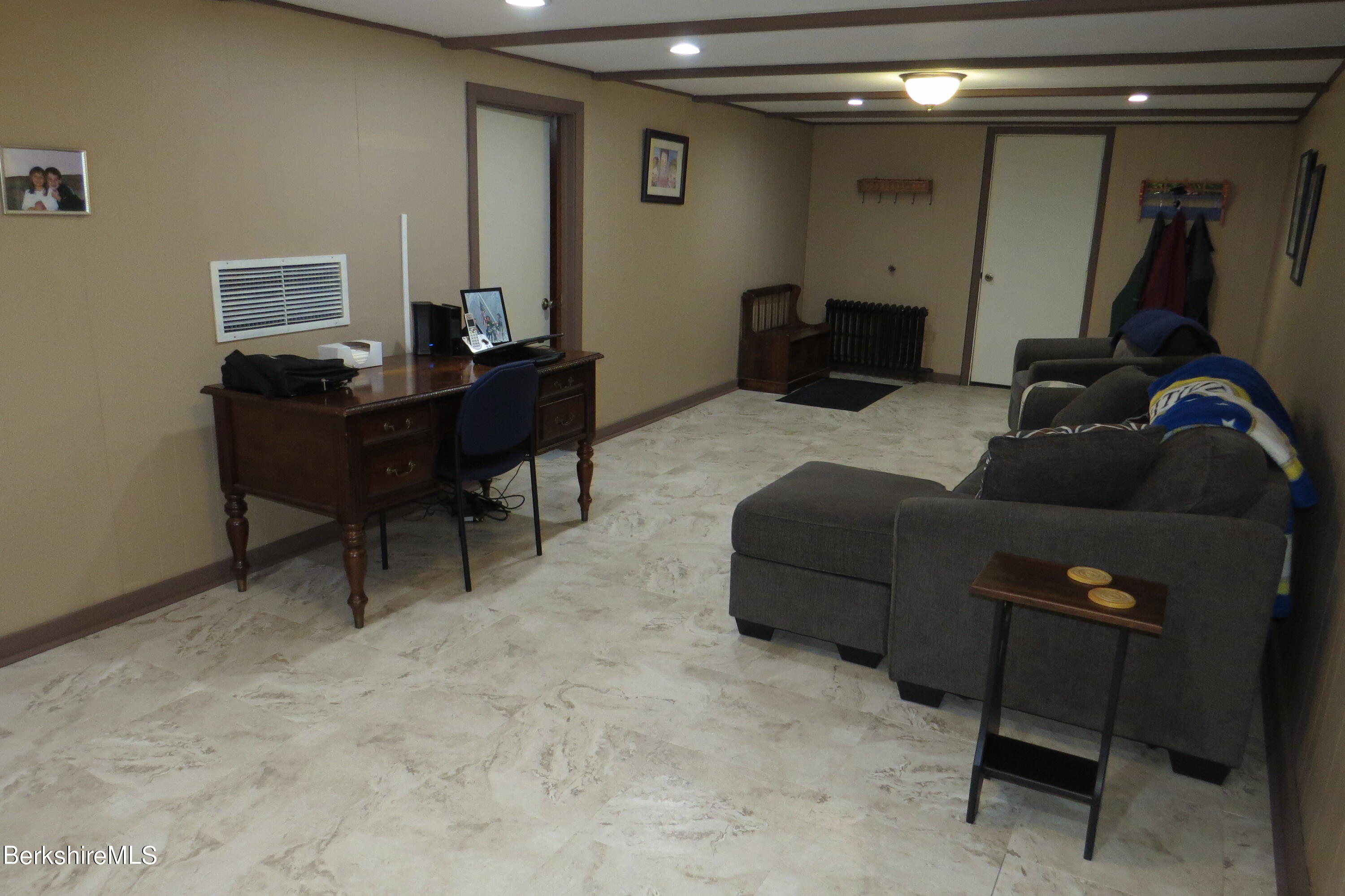 261 Middle Road Clarksburg, MA 01247 - Photo 33 of 62 Family room