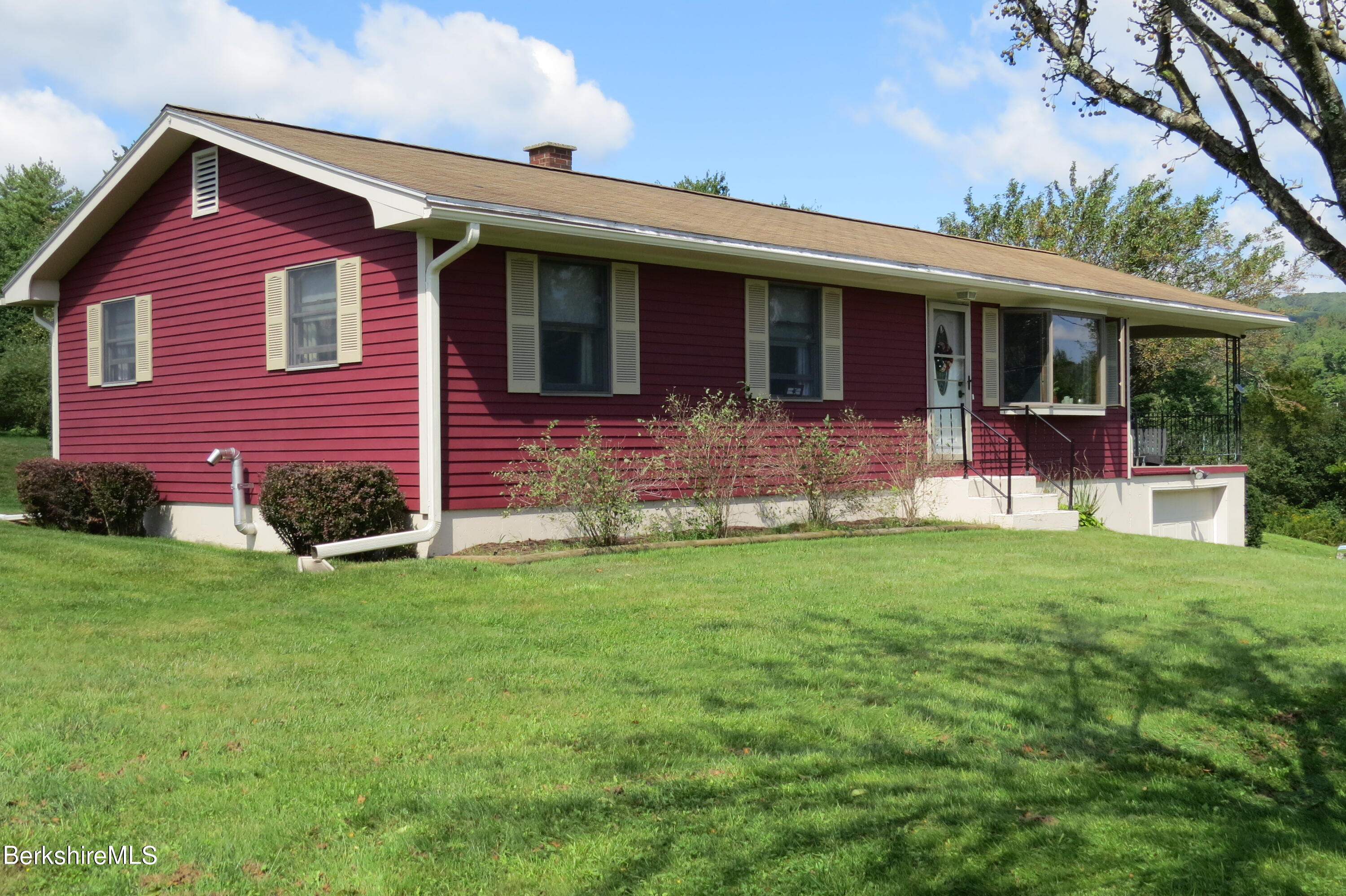 261 Middle Road Clarksburg, MA 01247 - Photo 56 of 62 IMG_0537