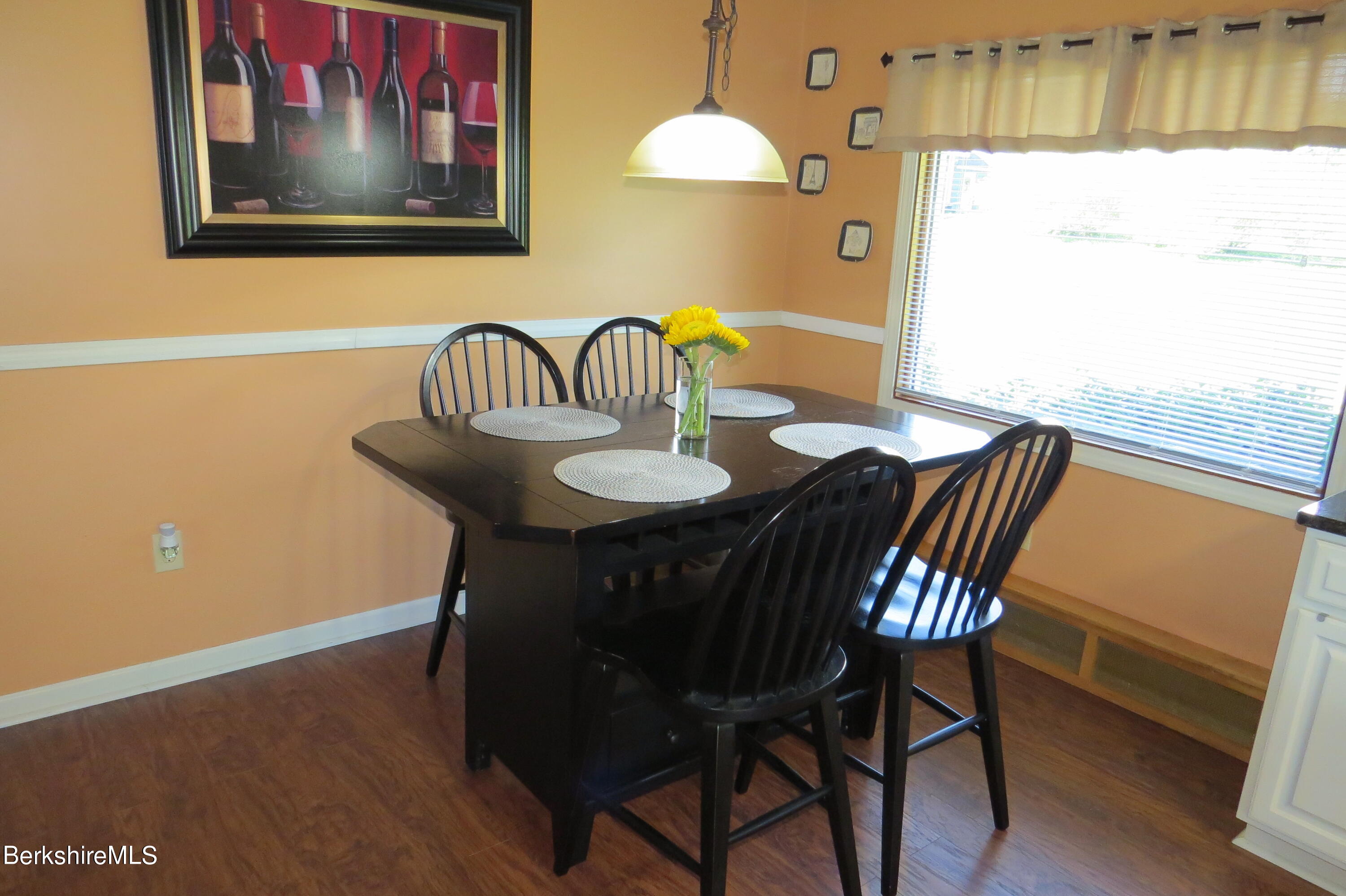 261 Middle Road Clarksburg, MA 01247 - Photo 10 of 62 Dining, eat-in Kitchen