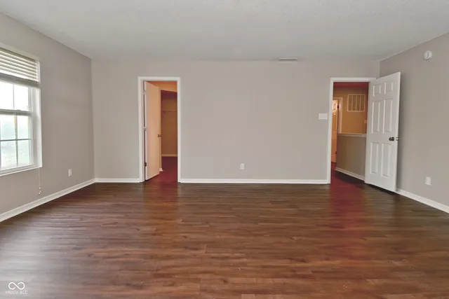 $294,900 | 991 Ravine Drive, Franklin, IN 46131