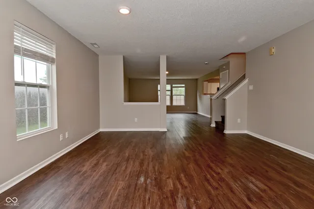 $294,900 | 991 Ravine Drive, Franklin, IN 46131