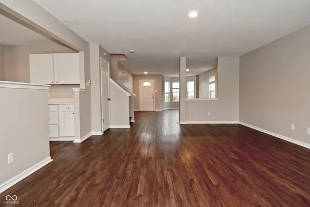 $294,900 | 991 Ravine Drive, Franklin, IN 46131