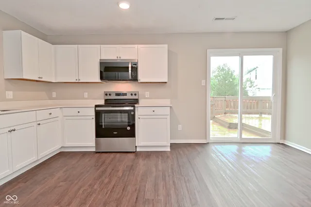 $294,900 | 991 Ravine Drive, Franklin, IN 46131