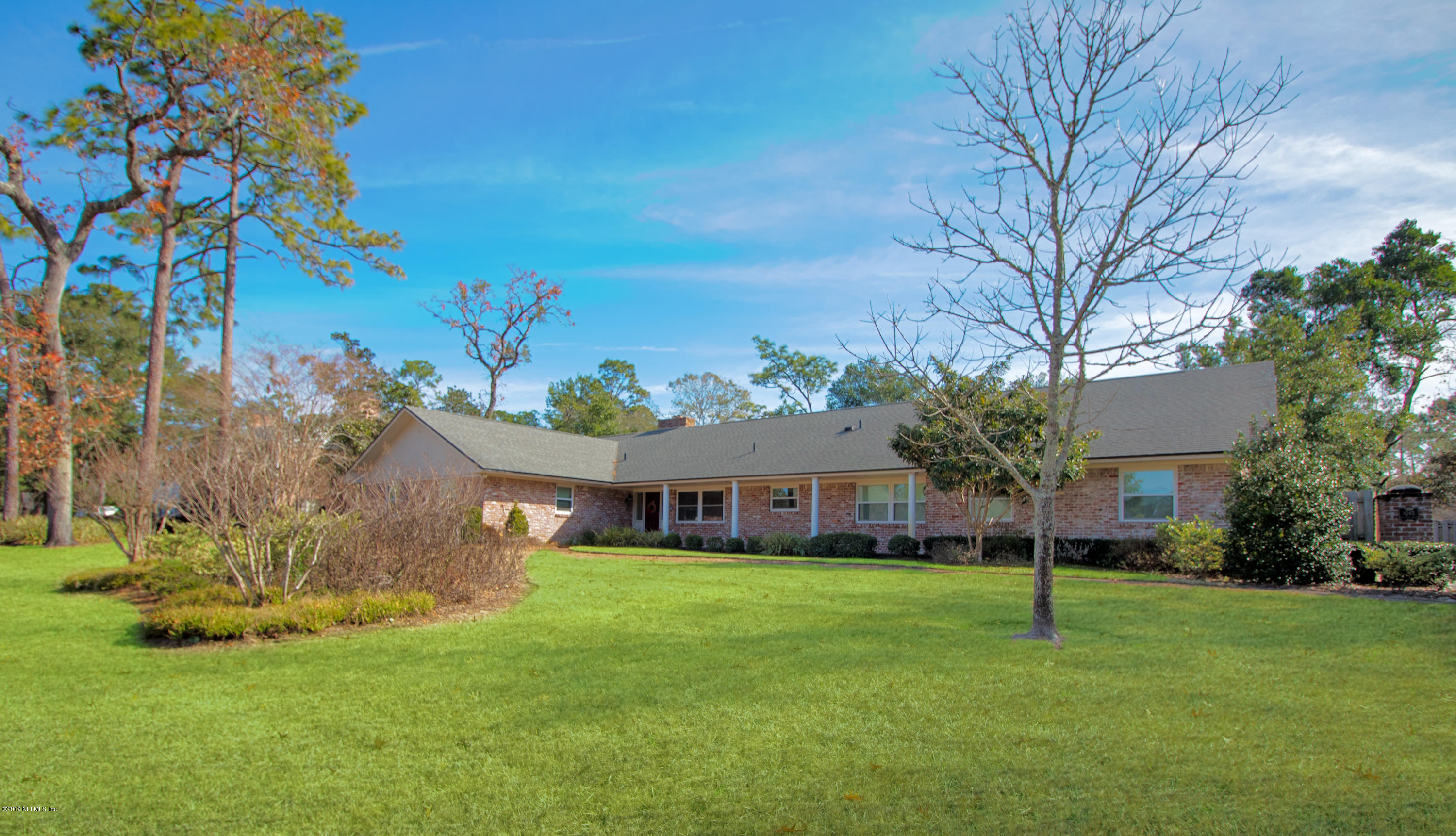 8265 Hunters Grove Road Jacksonville, FL 32256 - Photo 1 of 28 1 Hunters Grove Front