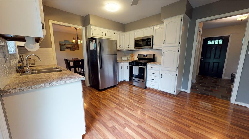 839 Ralston Road Indianapolis, IN 46217 - Photo 11 of 39 Gallery Image 11