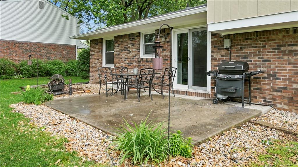 839 Ralston Road Indianapolis, IN 46217 - Photo 5 of 39 Gallery Image 5