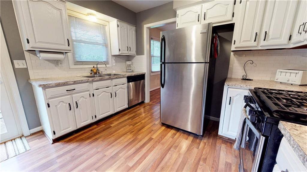 839 Ralston Road Indianapolis, IN 46217 - Photo 10 of 39 Gallery Image 10