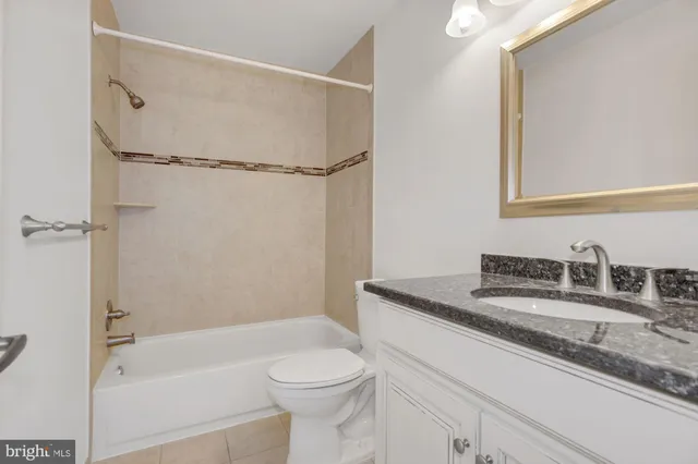 $2,950 | 305 Sequoia Drive, Newtown, PA 18940