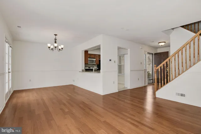 $2,950 | 305 Sequoia Drive, Newtown, PA 18940