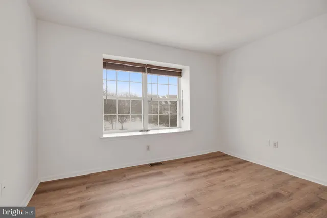 $2,950 | 305 Sequoia Drive, Newtown, PA 18940