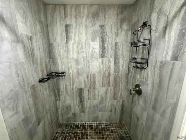 $247,500 | 10218 North Magna Carta Place, Baton Rouge, LA 70815