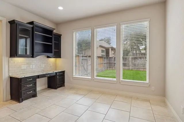 $4,000 | 944 Wilderness Oaks, New Braunfels, TX 78132