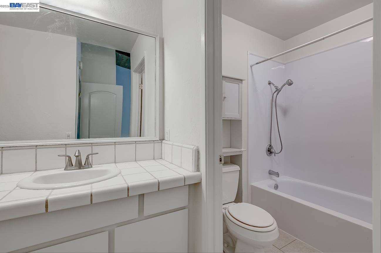 19100 Crest, Unit 107 Castro Valley, CA 94546 - Photo 13 of 23