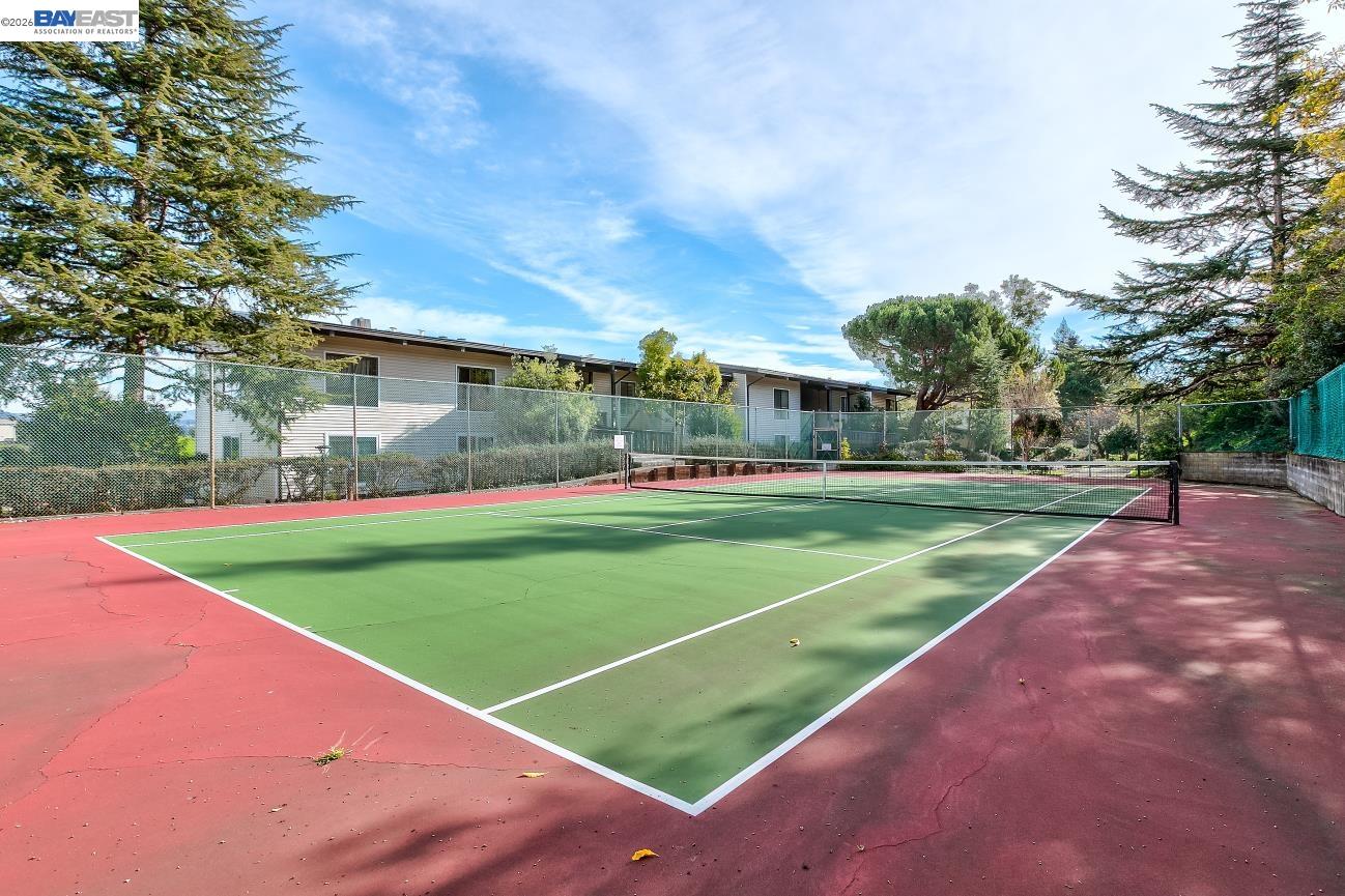 19100 Crest, Unit 107 Castro Valley, CA 94546 - Photo 20 of 23