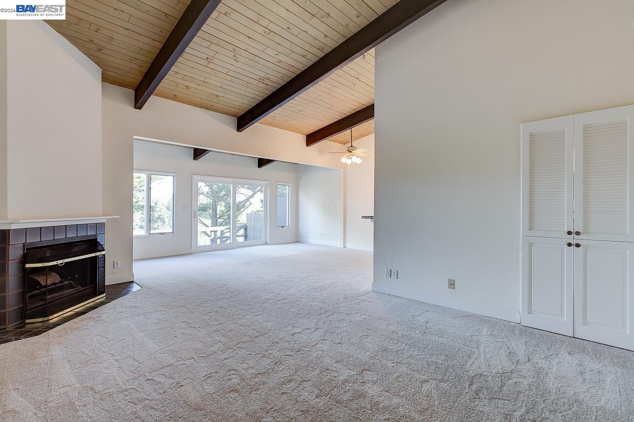 19100 Crest, Unit 107 Castro Valley, CA 94546 - Photo 7 of 23