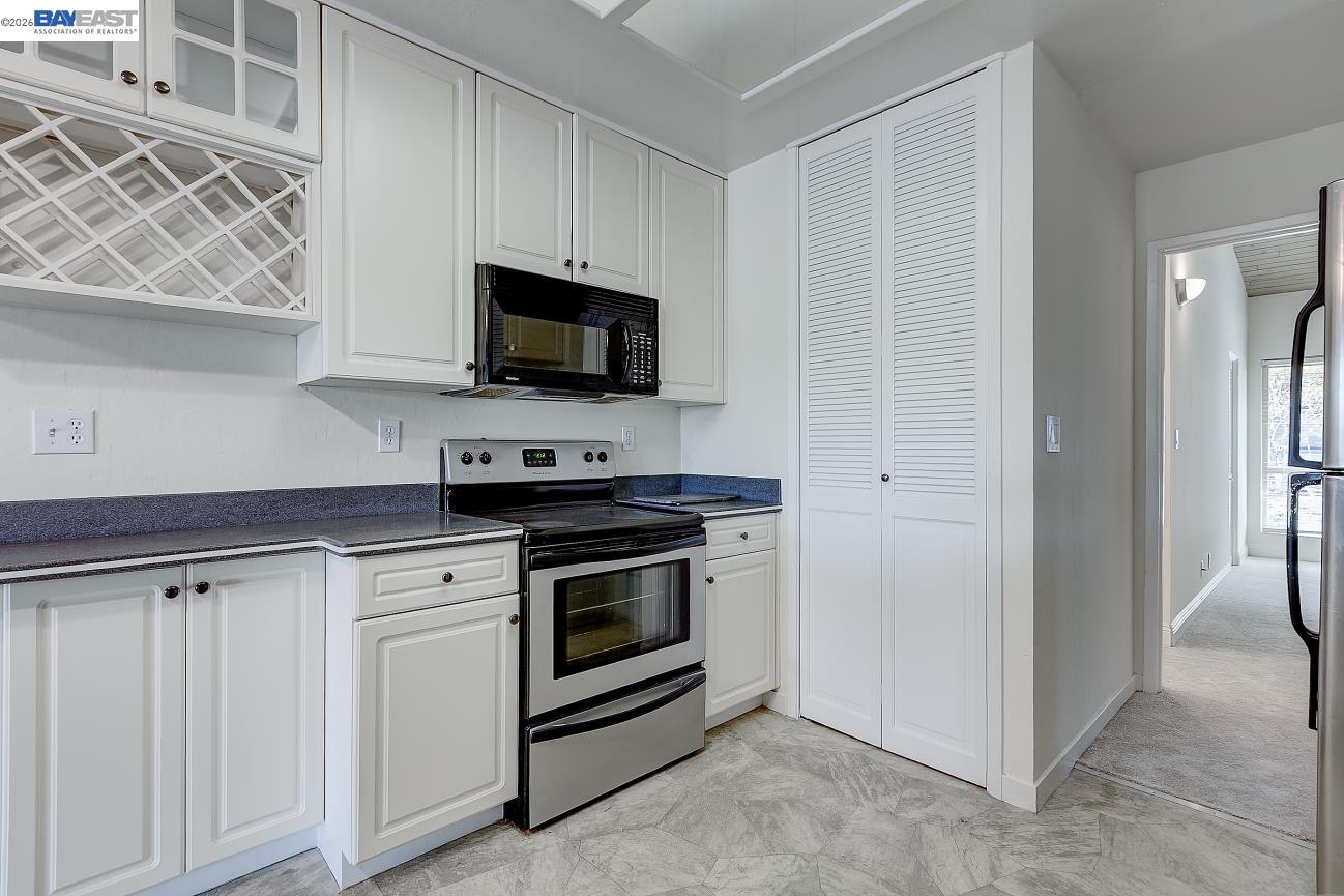 19100 Crest, Unit 107 Castro Valley, CA 94546 - Photo 9 of 23