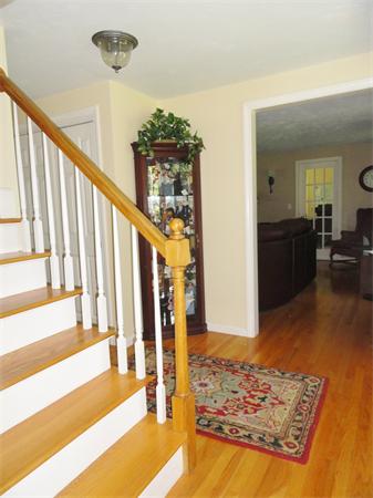 98 Bushy Lane Rutland, MA 01543 - Photo 14 of 30 a view of an entryway