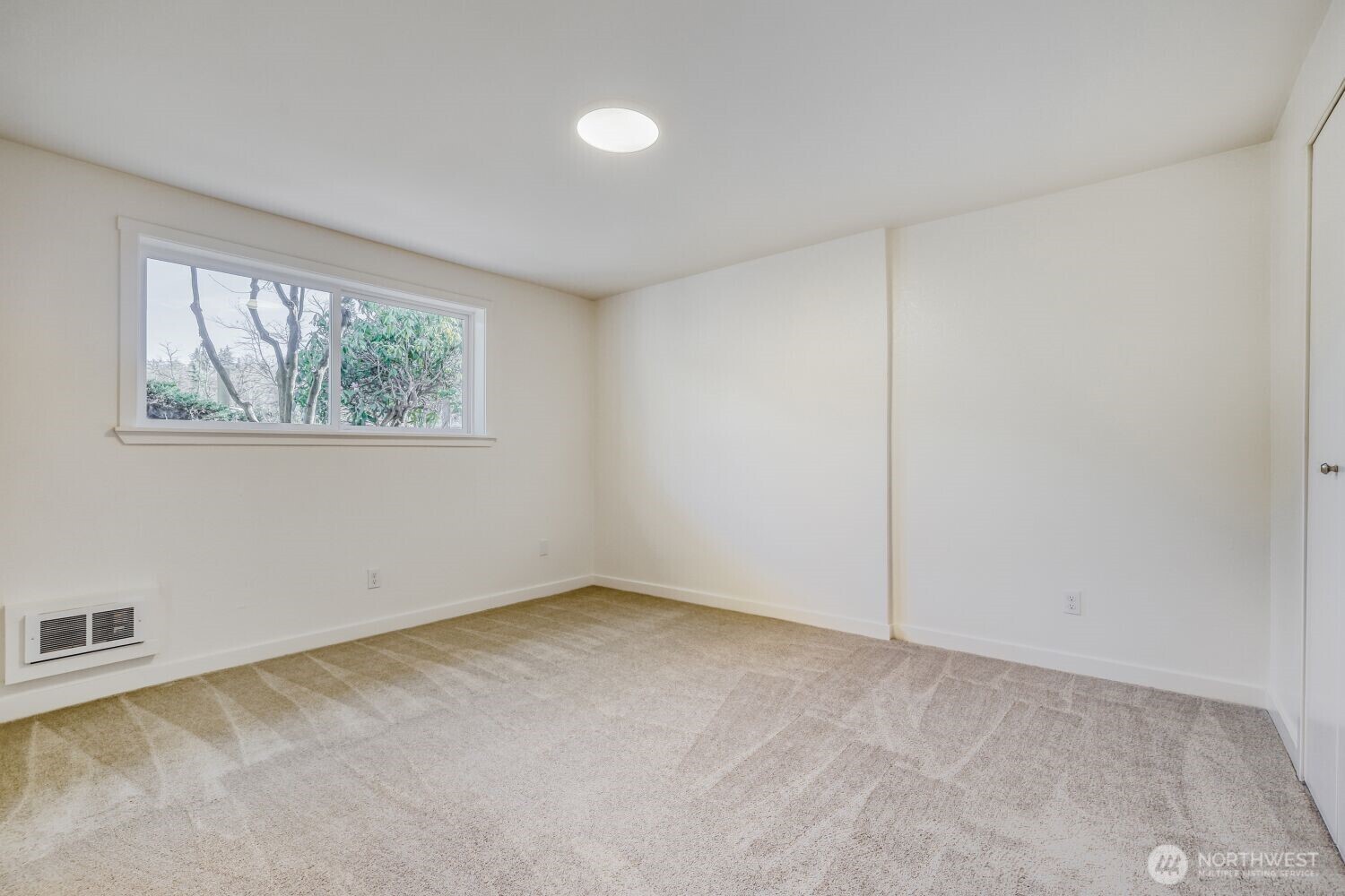 7209 224th Street Southwest, Unit P9 Edmonds, WA 98026 - Photo 10 of 17