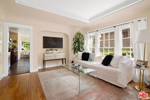 $6,950 | 1722 Maltman Avenue, Los Angeles, CA 90026
