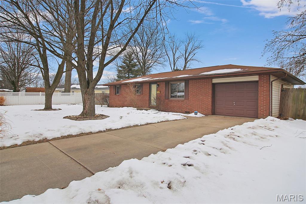 401 Georgia Street Bethalto, IL 62010 - Photo 4 of 20