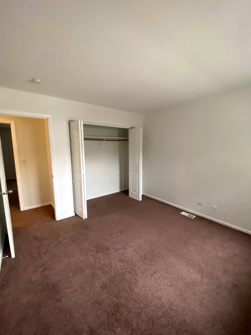 456 Sullivan Circle Bolingbrook, IL 60440 - Photo 24 of 31