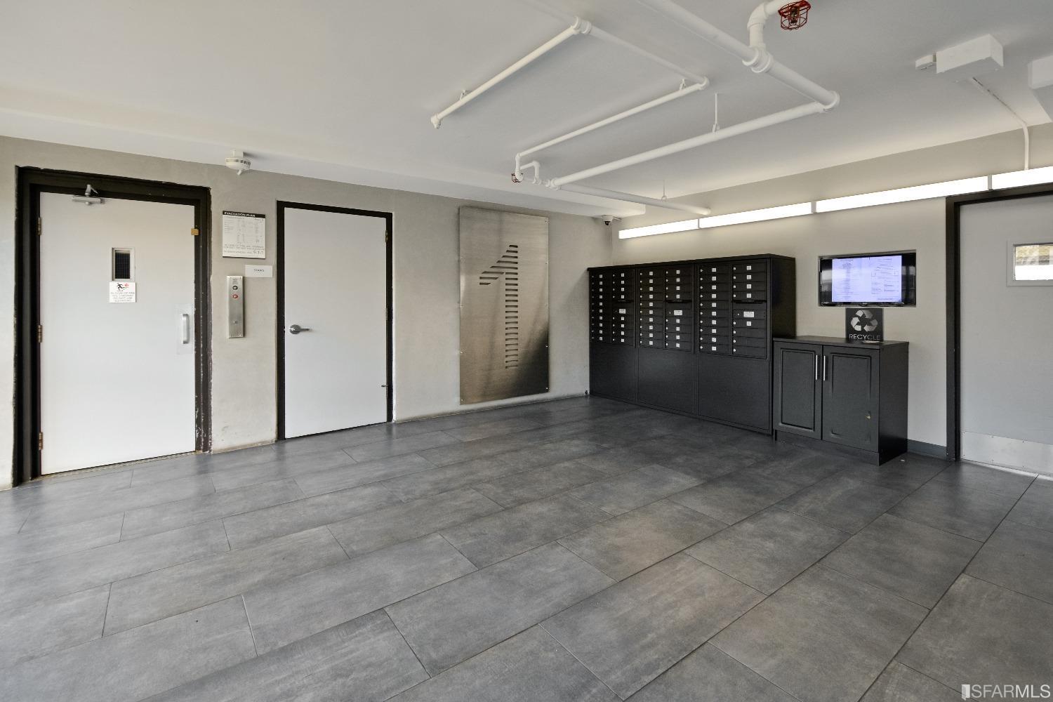 3 Embarcadero West, Unit 345 Oakland, CA 94607 - Photo 5 of 28