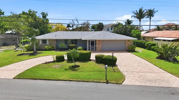$1,200,000 | 353 South Shore Drive, Osprey, FL 34229