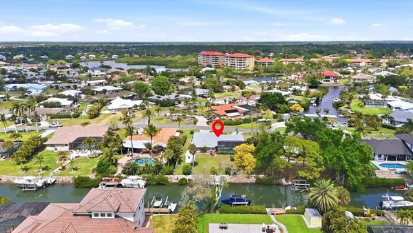$1,200,000 | 353 South Shore Drive, Osprey, FL 34229