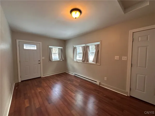 $2,900 | 1401 Euclid Avenue, Syracuse, NY 13224